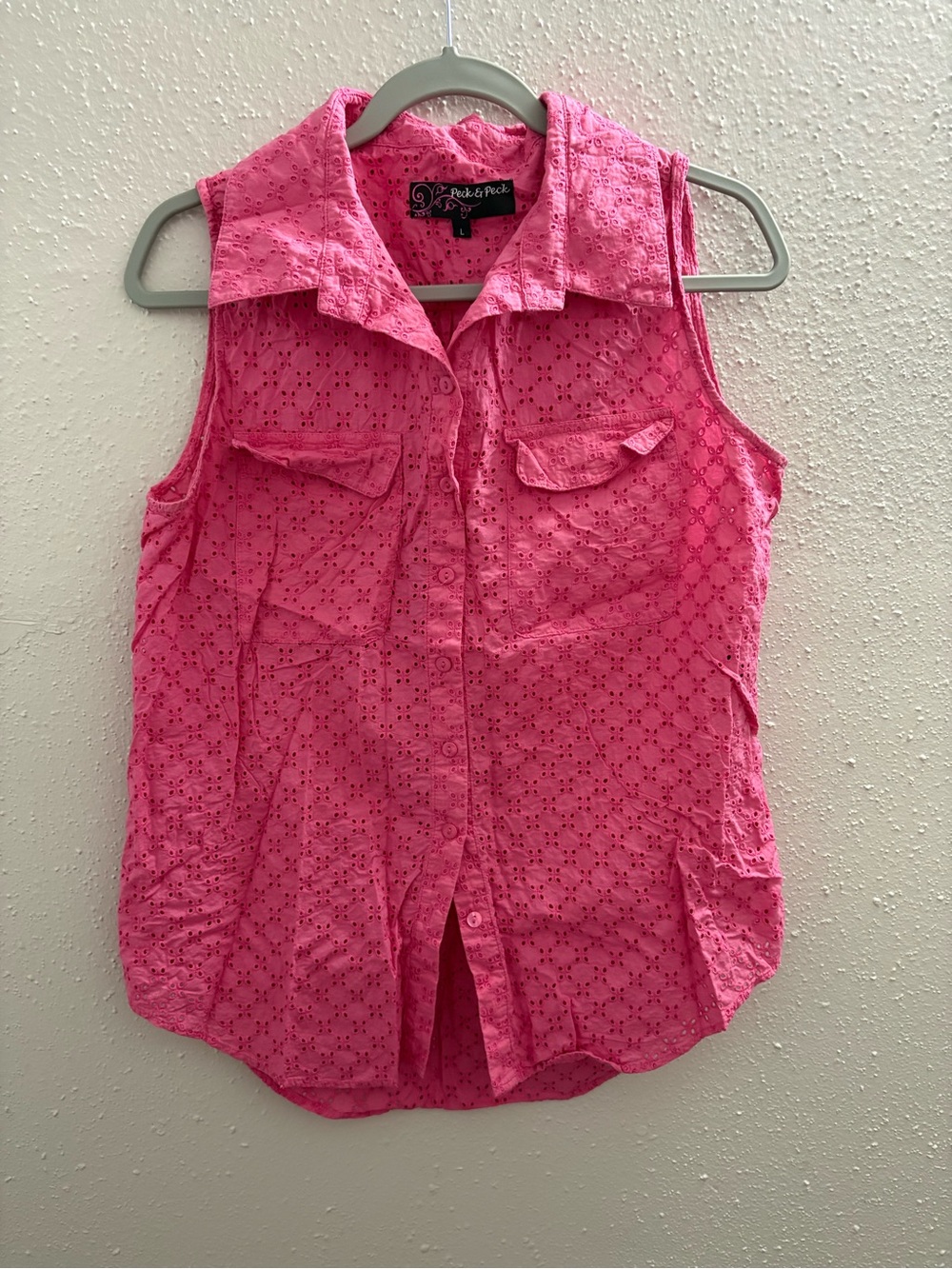 Peck & Peck Pink Eyelet Sleeveless Button-Front Camisole